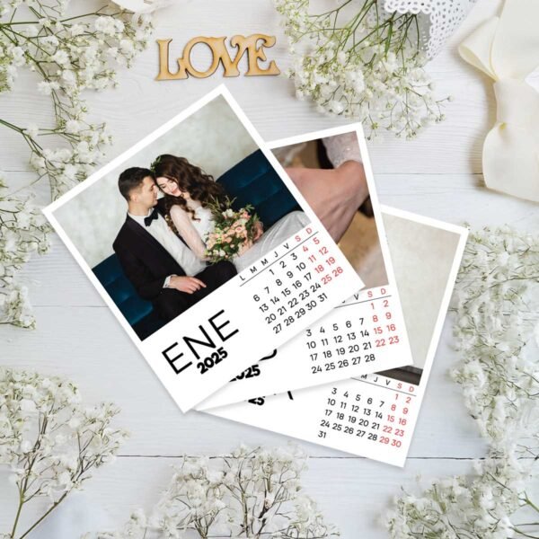 Calendario con fotos de boda imantadas